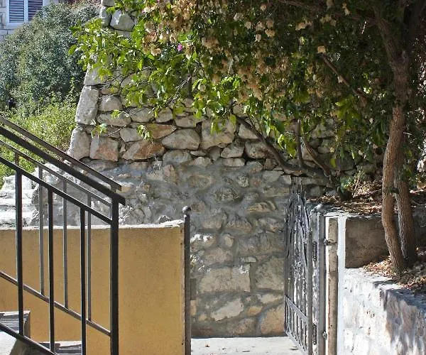 With A Parking Space Hvar - 3229 Appartamento